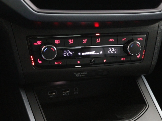 SEAT Arona - 1.0 TSI Xcellence Business Intense