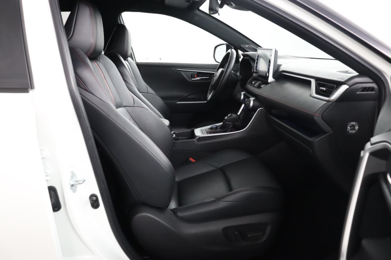 Toyota RAV4 - 2.5 Plug-in Hybrid AWD Bi-Tone Plus 22