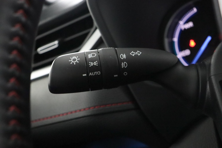 Toyota RAV4 - 2.5 Plug-in Hybrid AWD Bi-Tone Plus 32