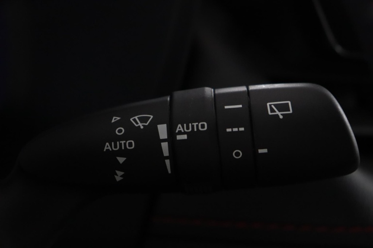 Toyota RAV4 - 2.5 Plug-in Hybrid AWD Style 31