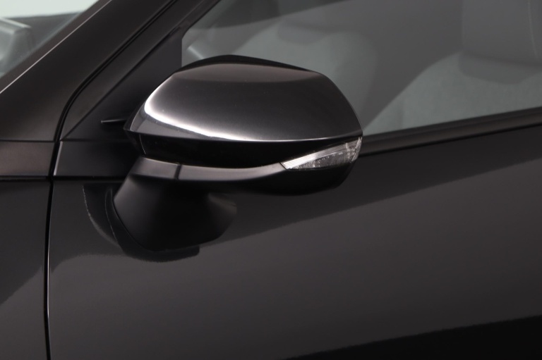 Toyota Yaris Cross - 1.5 Hybrid 130 First Edition 36