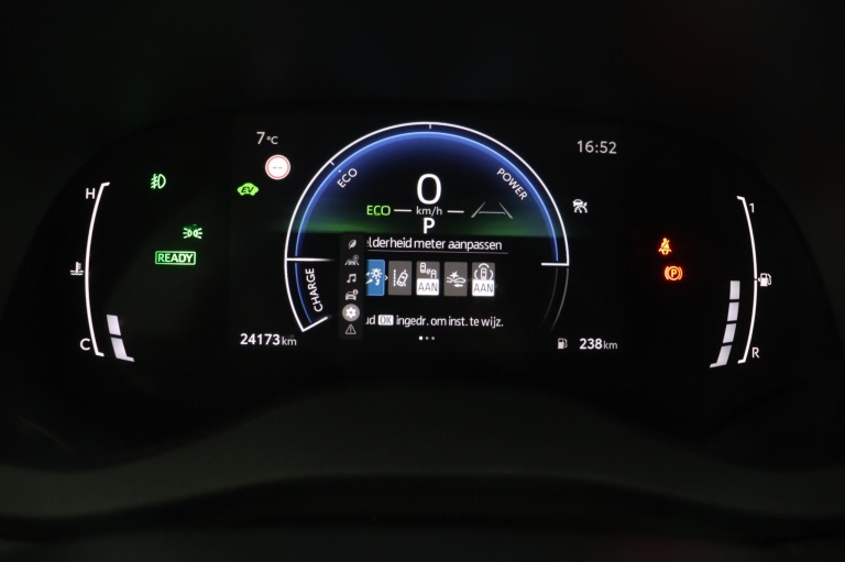 Toyota Yaris Cross - 1.5 Hybrid 130 First Edition 48