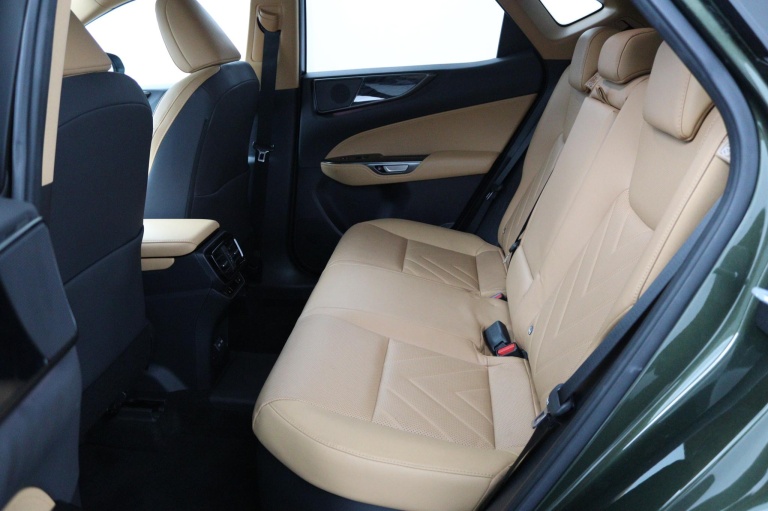 Lexus NX - 450h+ AWD Launch Edition 17