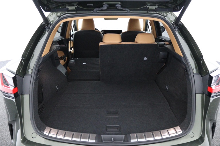 Lexus NX - 450h+ AWD Launch Edition 23