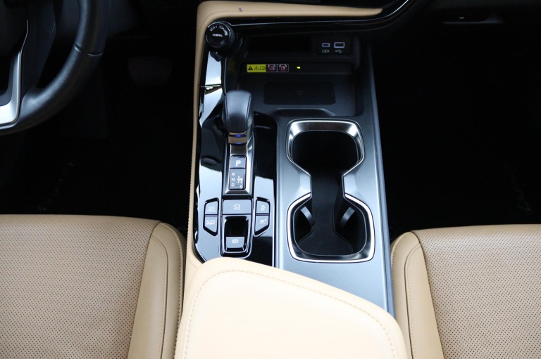 Lexus NX - 450h+ AWD Launch Edition 25