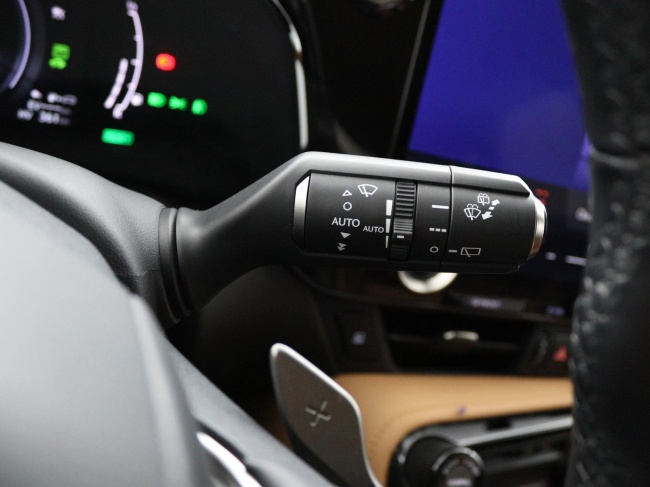 Lexus NX - 450h+ AWD Launch Edition