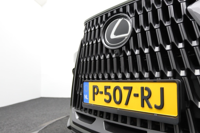 Lexus NX - 450h+ AWD Launch Edition 40