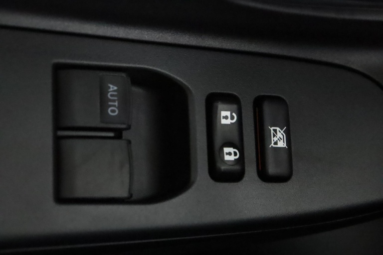 Toyota Yaris - 1.0 VVT-i Aspiration 29