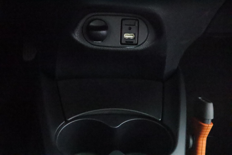 Toyota Yaris - 1.0 VVT-i Aspiration 42