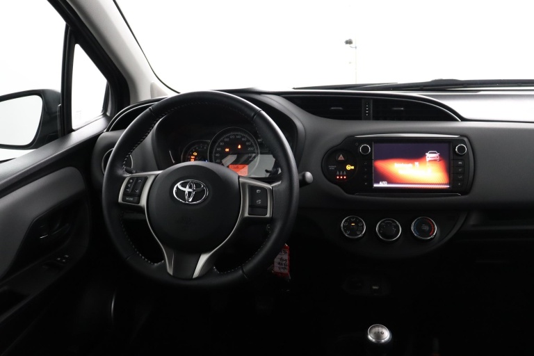 Toyota Yaris - 1.0 VVT-i Aspiration 44