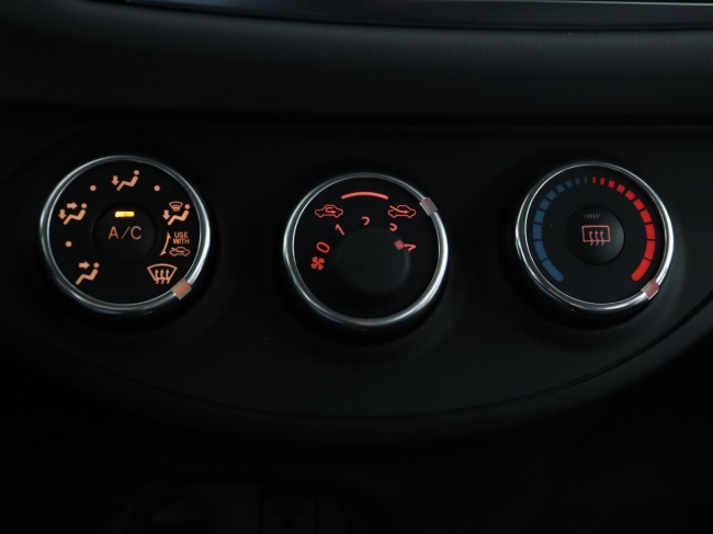 Toyota Yaris - 1.0 VVT-i Aspiration