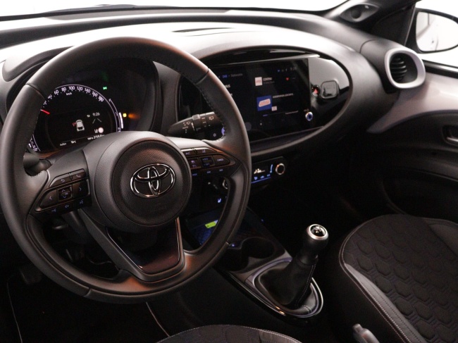 Toyota Aygo X - 1.0 VVT-i MT JBL