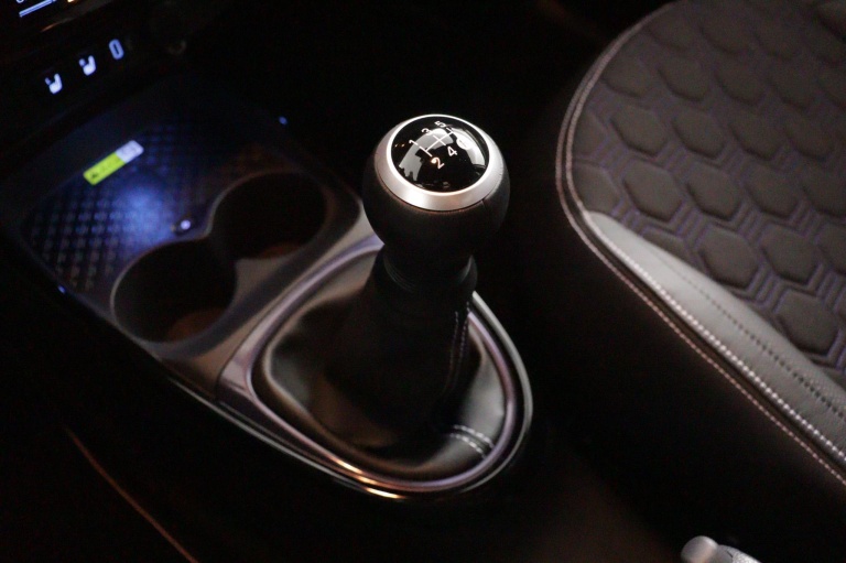 Toyota Aygo X - 1.0 VVT-i MT JBL 27