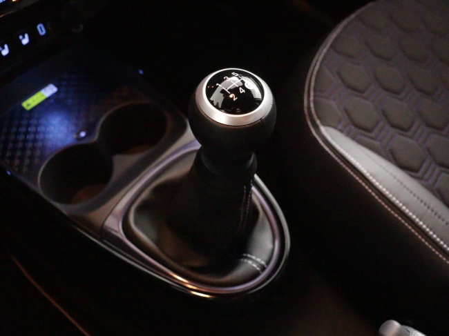 Toyota Aygo X - 1.0 VVT-i MT JBL