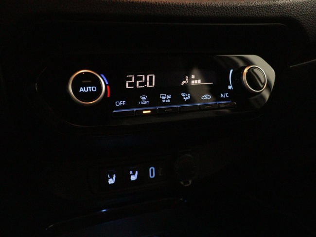 Toyota Aygo X - 1.0 VVT-i MT JBL