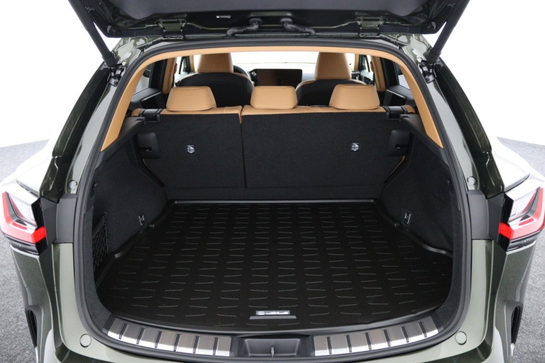 Lexus NX - 450h+ AWD 35th Edition 22