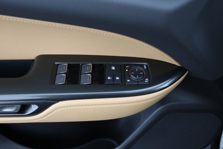 Lexus NX - 450h+ AWD 35th Edition 27