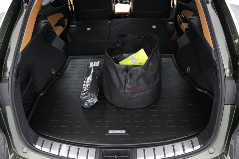 Lexus NX - 450h+ AWD 35th Edition 32