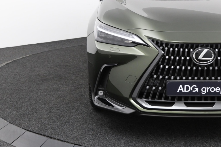 Lexus NX - 450h+ AWD 35th Edition 34