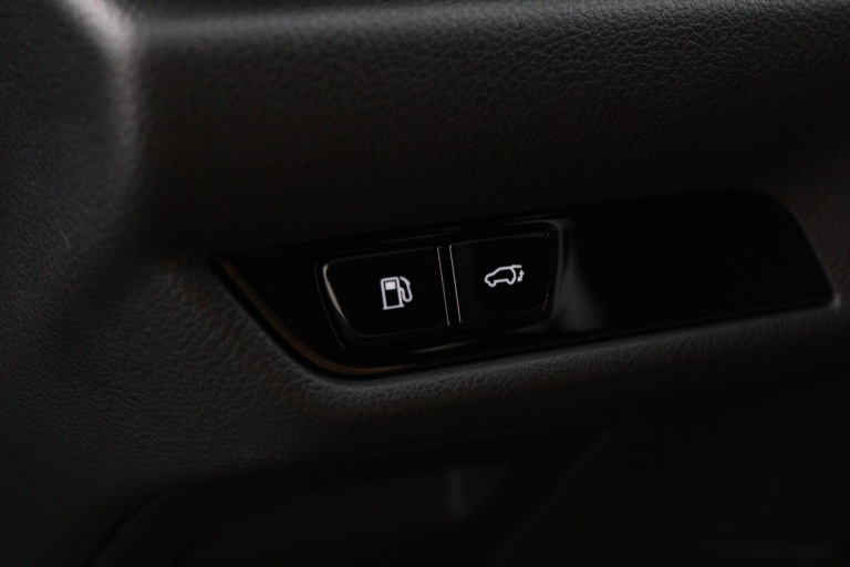 Lexus NX - 450h+ AWD 35th Edition 38