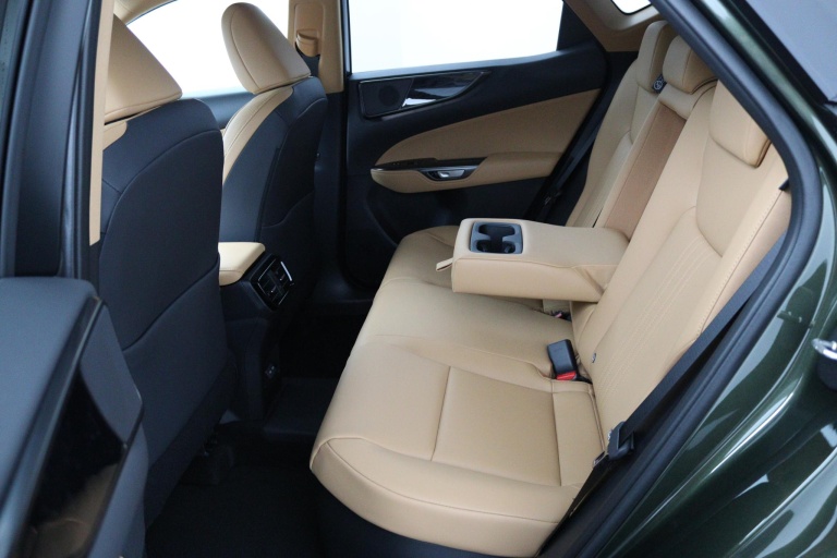 Lexus NX - 450h+ AWD 35th Edition 39