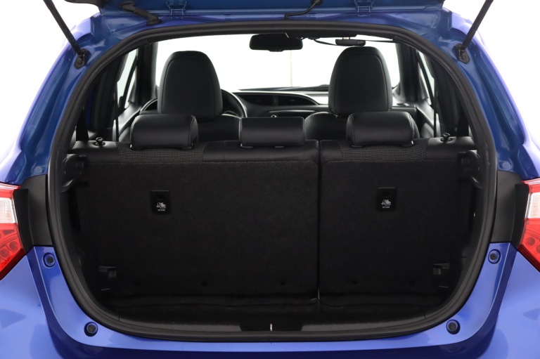 Toyota Yaris - 1.5 Hybrid Executive 23