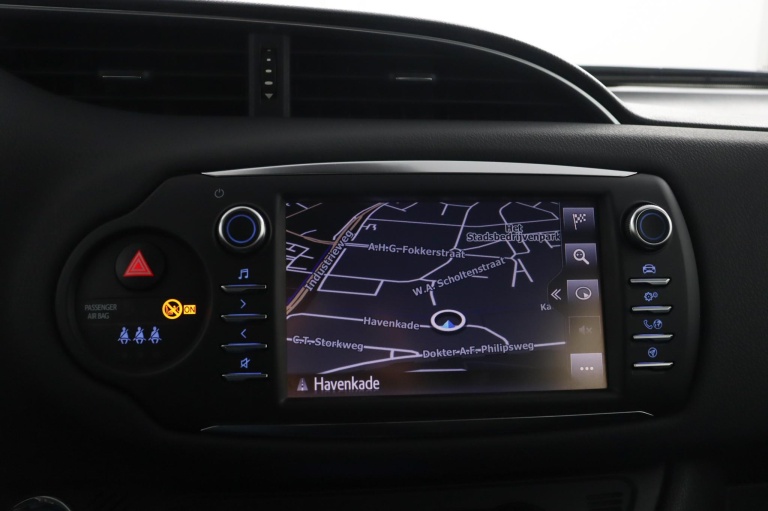 Toyota Yaris - 1.5 Hybrid Executive 27