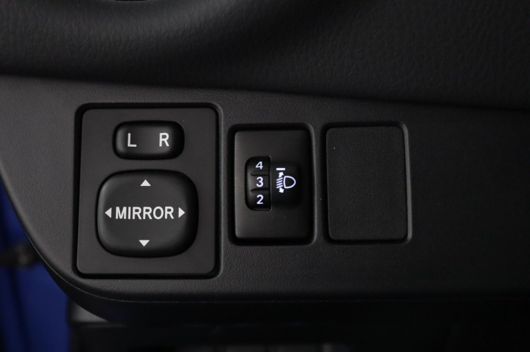 Toyota Yaris - 1.5 Hybrid Executive 29