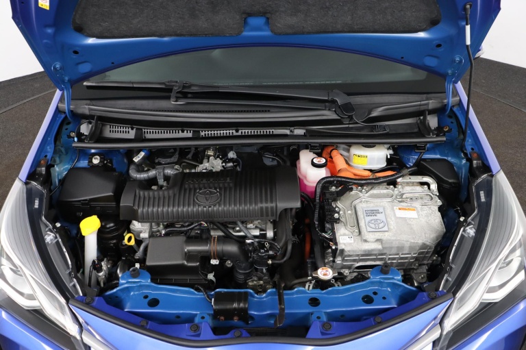 Toyota Yaris - 1.5 Hybrid Executive 34