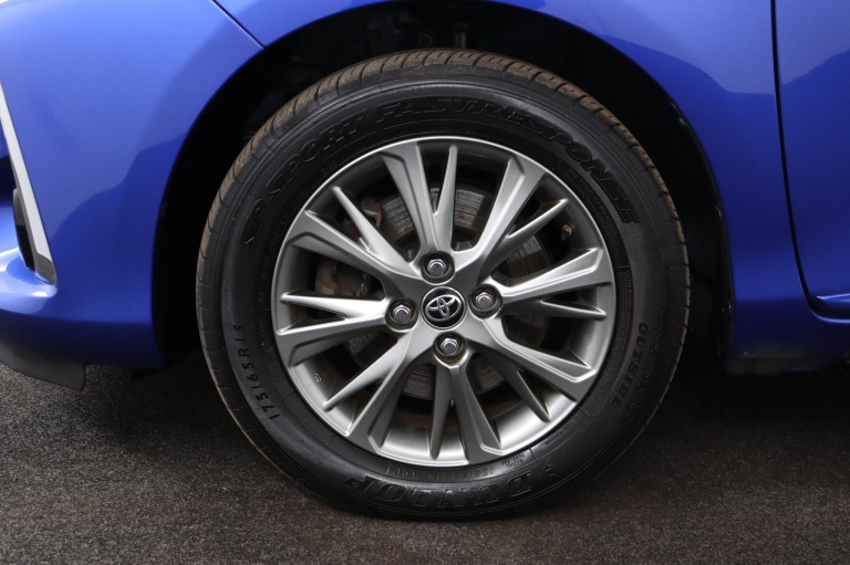 Toyota Yaris - 1.5 Hybrid Executive 37