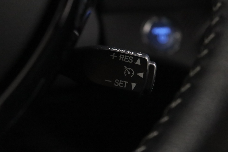 Toyota Yaris - 1.5 Hybrid Executive 43