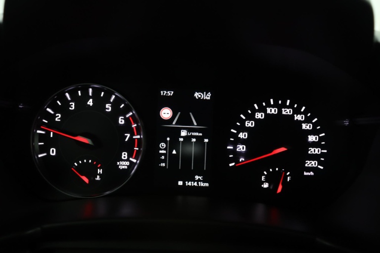 Suzuki Swift - 1.2 Select Smart Hybrid 58