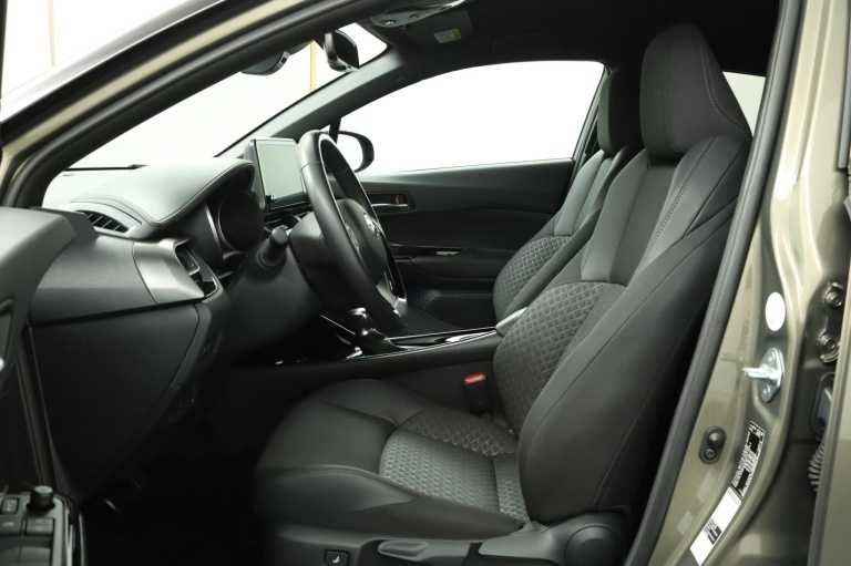 Toyota C-HR - 1.8 Hybrid Style 17