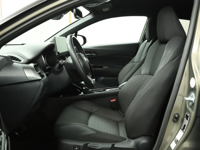 Toyota C-HR - 1.8 Hybrid Style