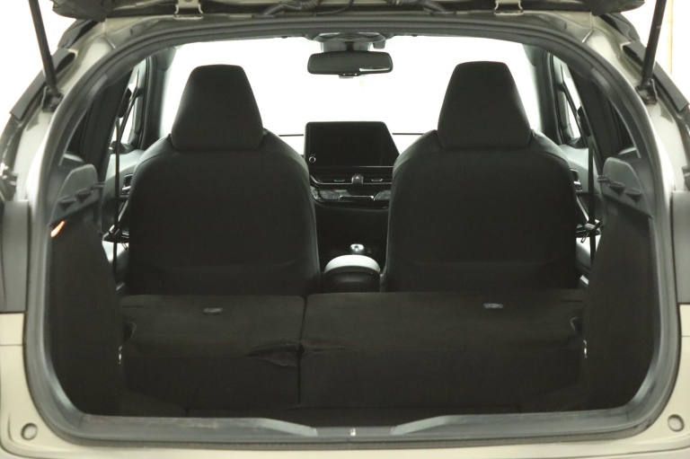 Toyota C-HR - 1.8 Hybrid Style 26