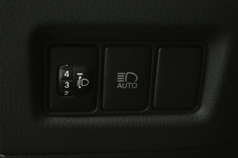 Toyota C-HR - 1.8 Hybrid Style 30