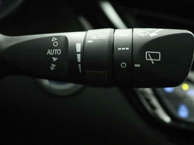 Toyota C-HR - 1.8 Hybrid Style