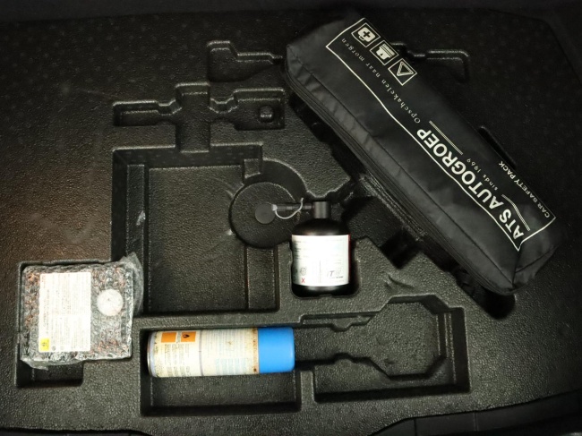 Toyota C-HR - 1.8 Hybrid Style