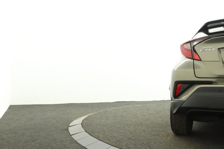 Toyota C-HR - 1.8 Hybrid Style 40