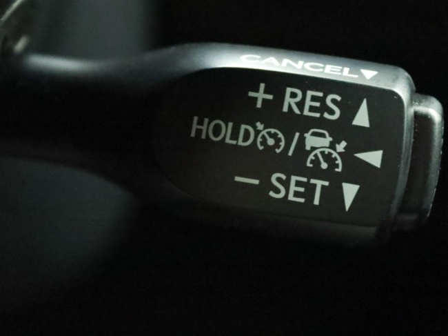 Toyota C-HR - 1.8 Hybrid Style