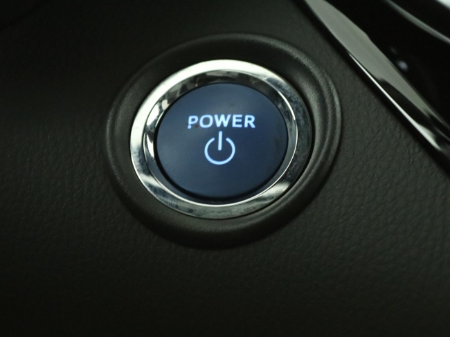 Toyota C-HR - 1.8 Hybrid Style