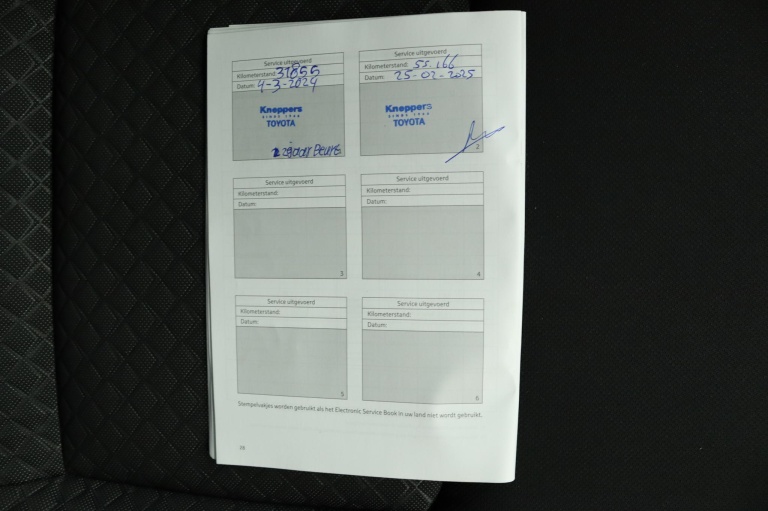 Toyota C-HR - 1.8 Hybrid Style 68