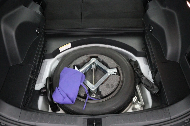 Toyota RAV4 - 2.5 Hybrid 32