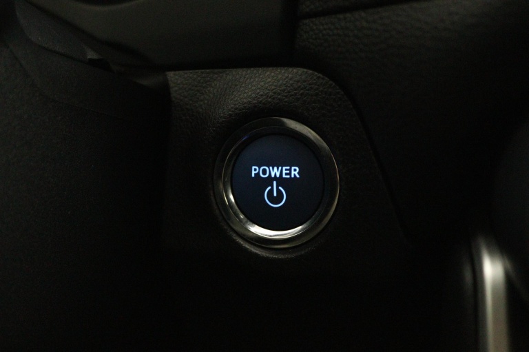 Toyota RAV4 - 2.5 Hybrid 38