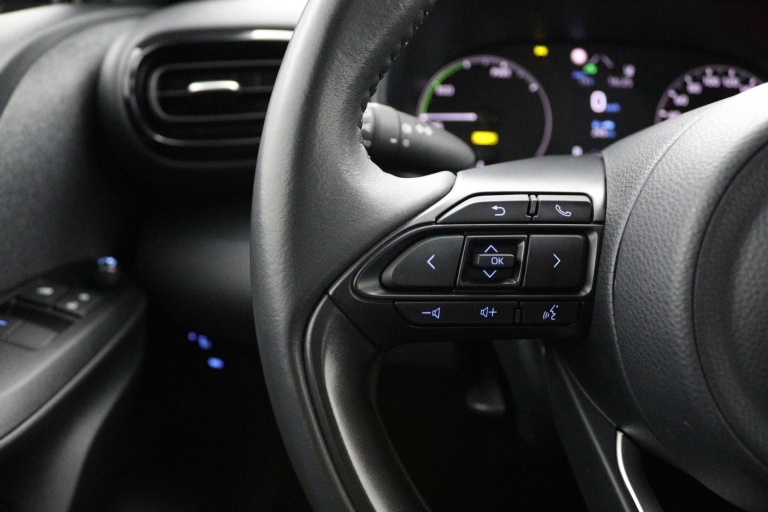 Toyota Yaris - 1.5 Hybrid 19