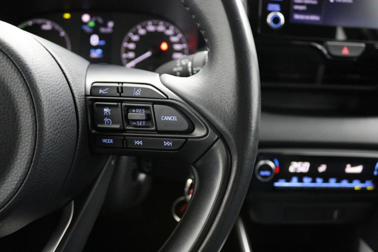 Toyota Yaris - 1.5 Hybrid 21