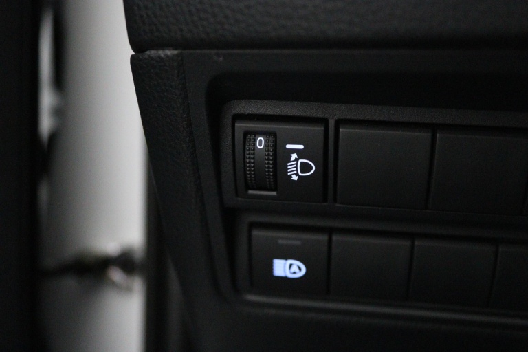 Toyota Yaris - 1.5 Hybrid 28