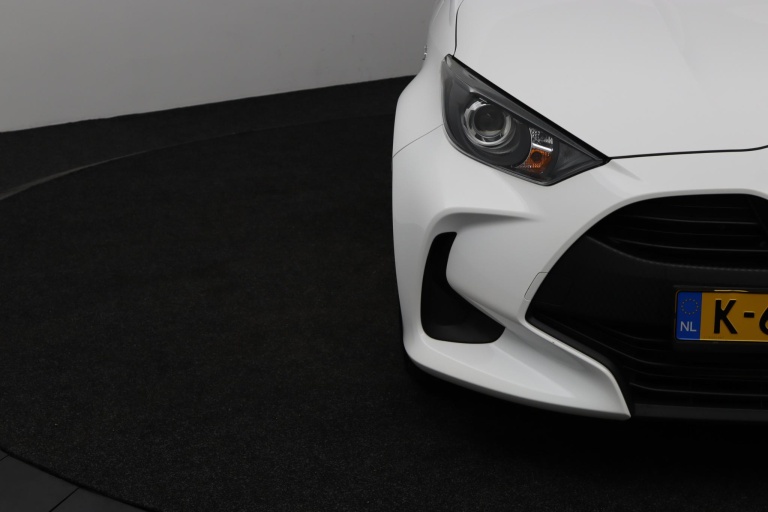 Toyota Yaris - 1.5 Hybrid 34