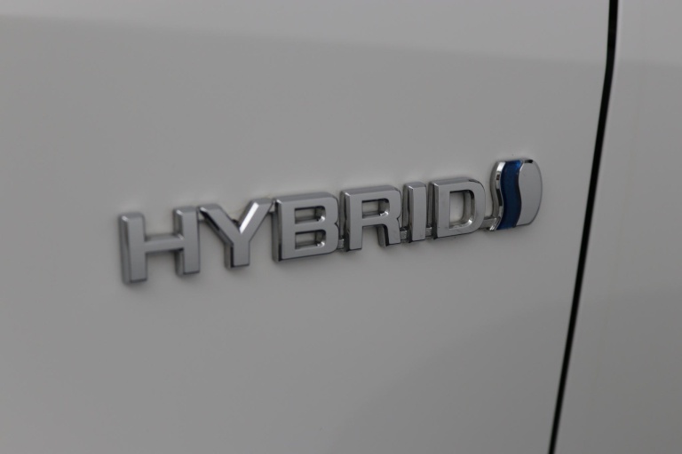 Toyota Yaris - 1.5 Hybrid 35