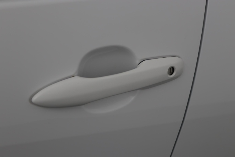 Toyota Yaris - 1.5 Hybrid 36